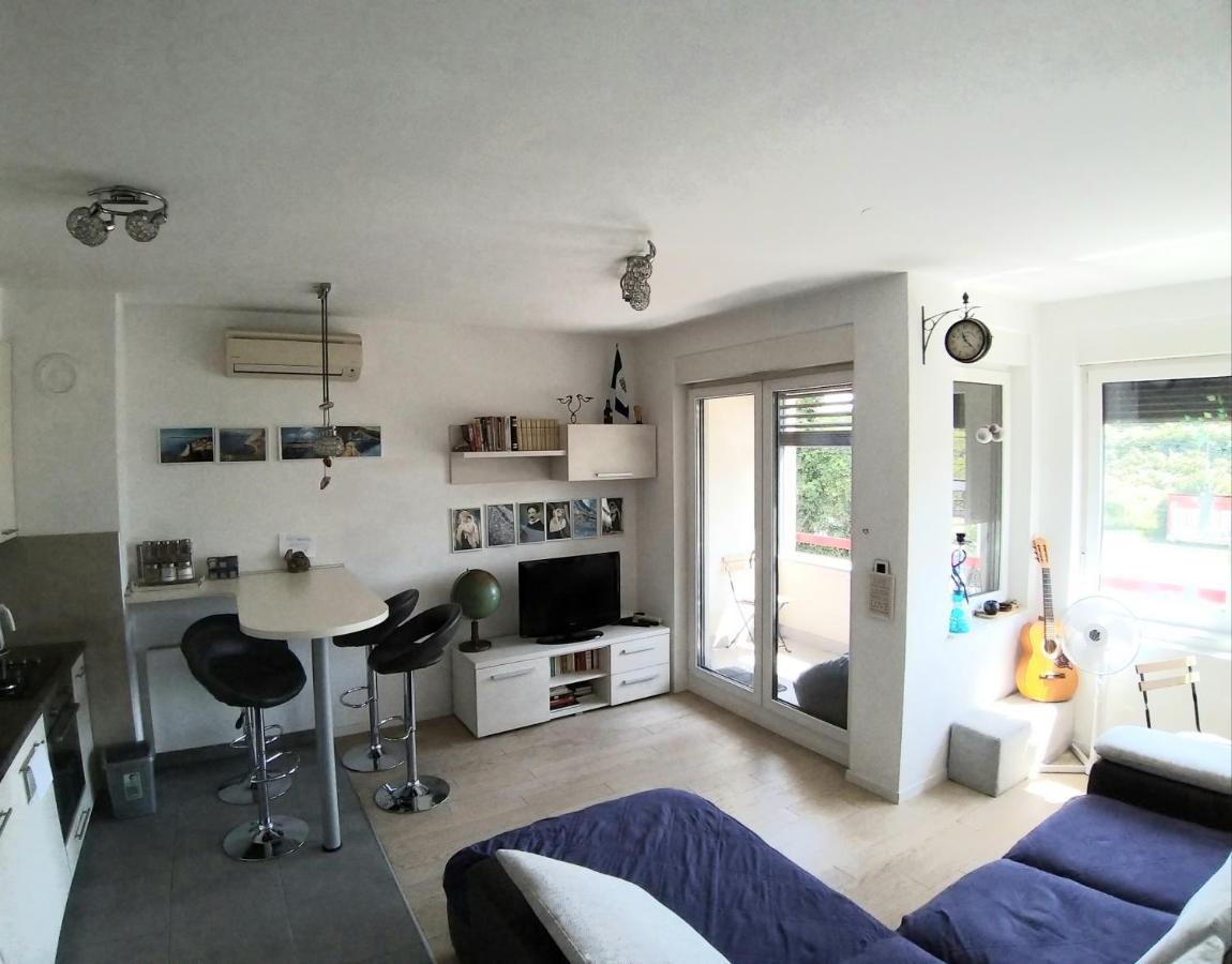 Theos Atelier Self Check In Apartment W Free Private Parking Загреб Екстериор снимка