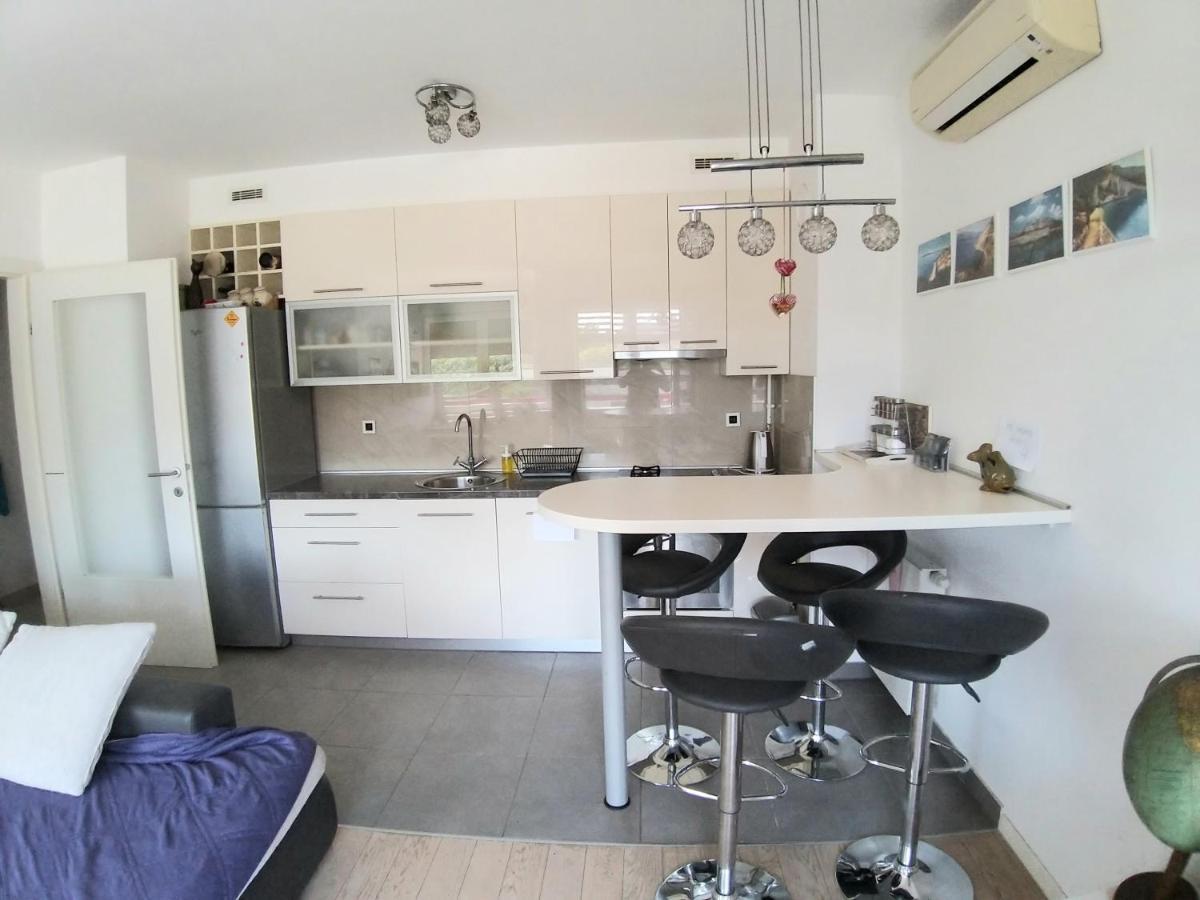 Theos Atelier Self Check In Apartment W Free Private Parking Загреб Екстериор снимка